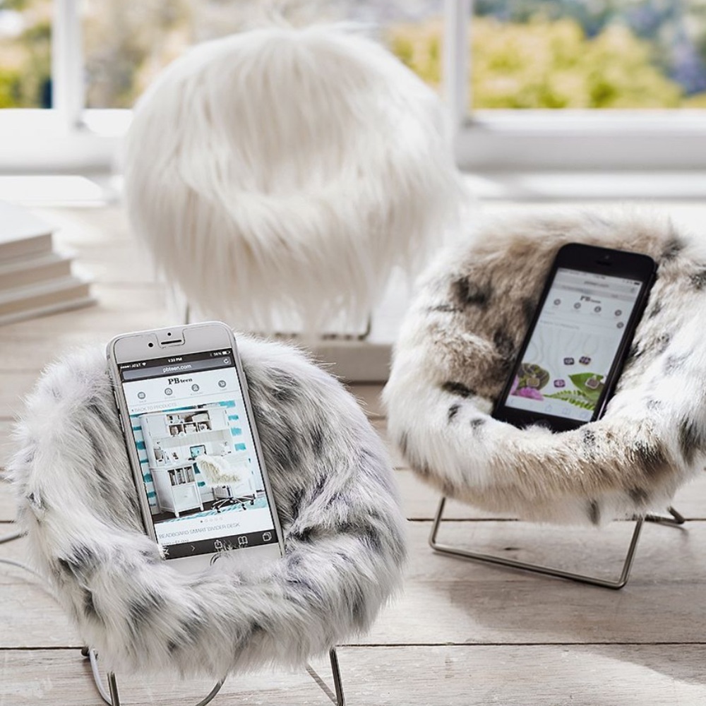 DISCONTINUED Pottery Barn Teen Faux-Fur Mini Hang-A-Round‎ Phone Chair Zebra